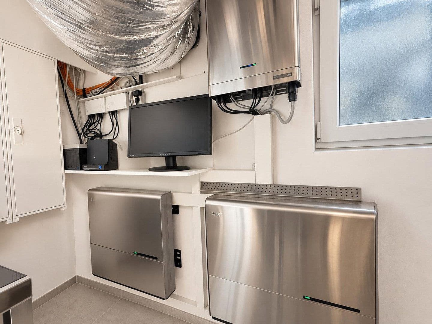 Prodej domu 290 m², pozemek 599 m², Kontakt: Lisa Tel.: 017670904071, Königsbrunn, Bavorsko Prodej domu 290 m², pozemek 599 m², Kontakt: Lisa Tel.: 017670904071, Königsbrunn, Bavorsko