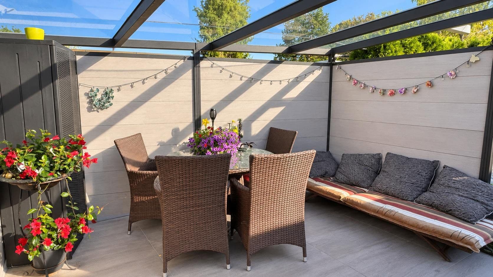 Prodej domu 290 m², pozemek 599 m², Kontakt: Lisa Tel.: 017670904071, Königsbrunn, Bavorsko Prodej domu 290 m², pozemek 599 m², Kontakt: Lisa Tel.: 017670904071, Königsbrunn, Bavorsko