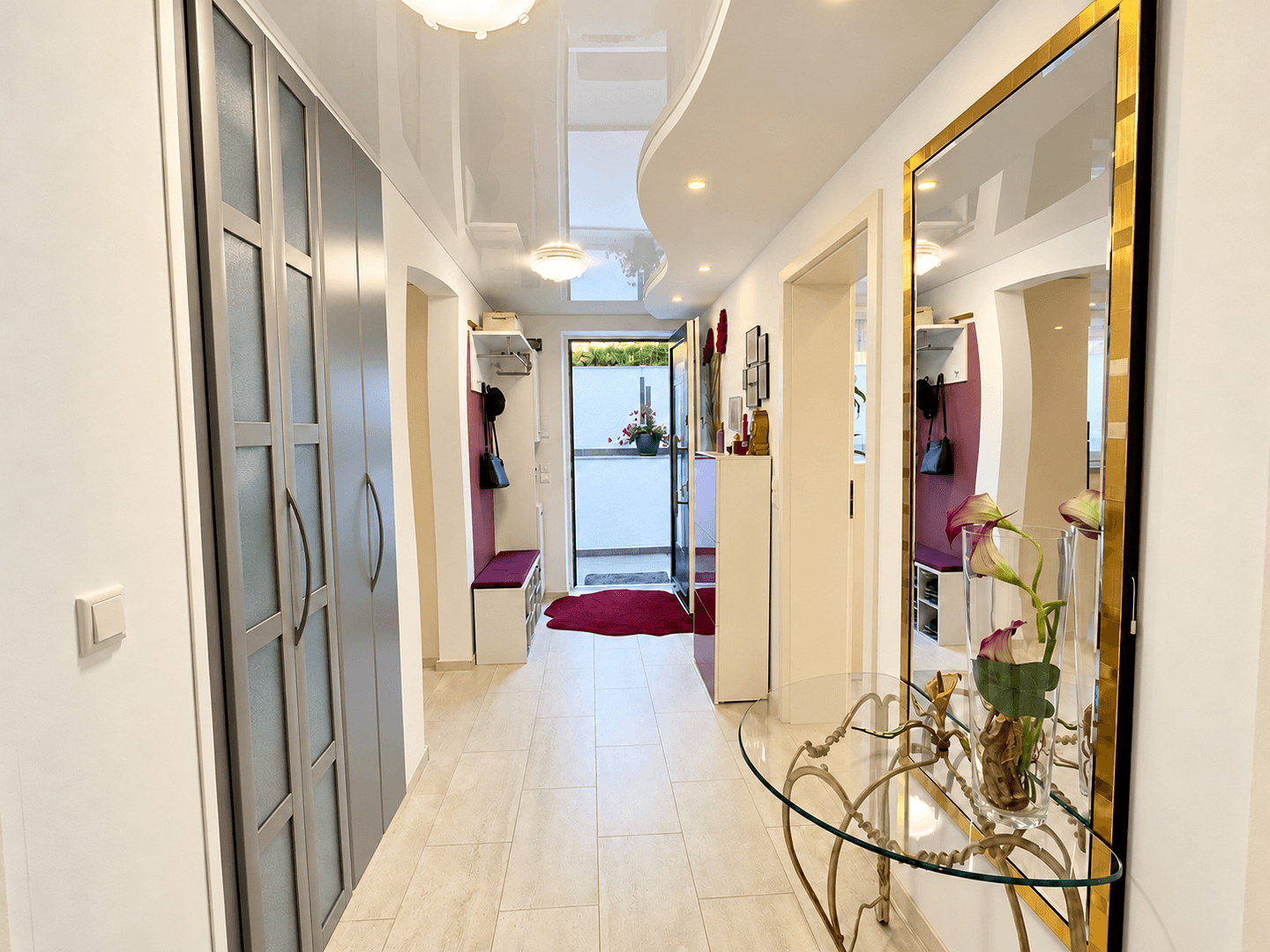 Prodej domu 290 m², pozemek 599 m², Kontakt: Lisa Tel.: 017670904071, Königsbrunn, Bavorsko Prodej domu 290 m², pozemek 599 m², Kontakt: Lisa Tel.: 017670904071, Königsbrunn, Bavorsko