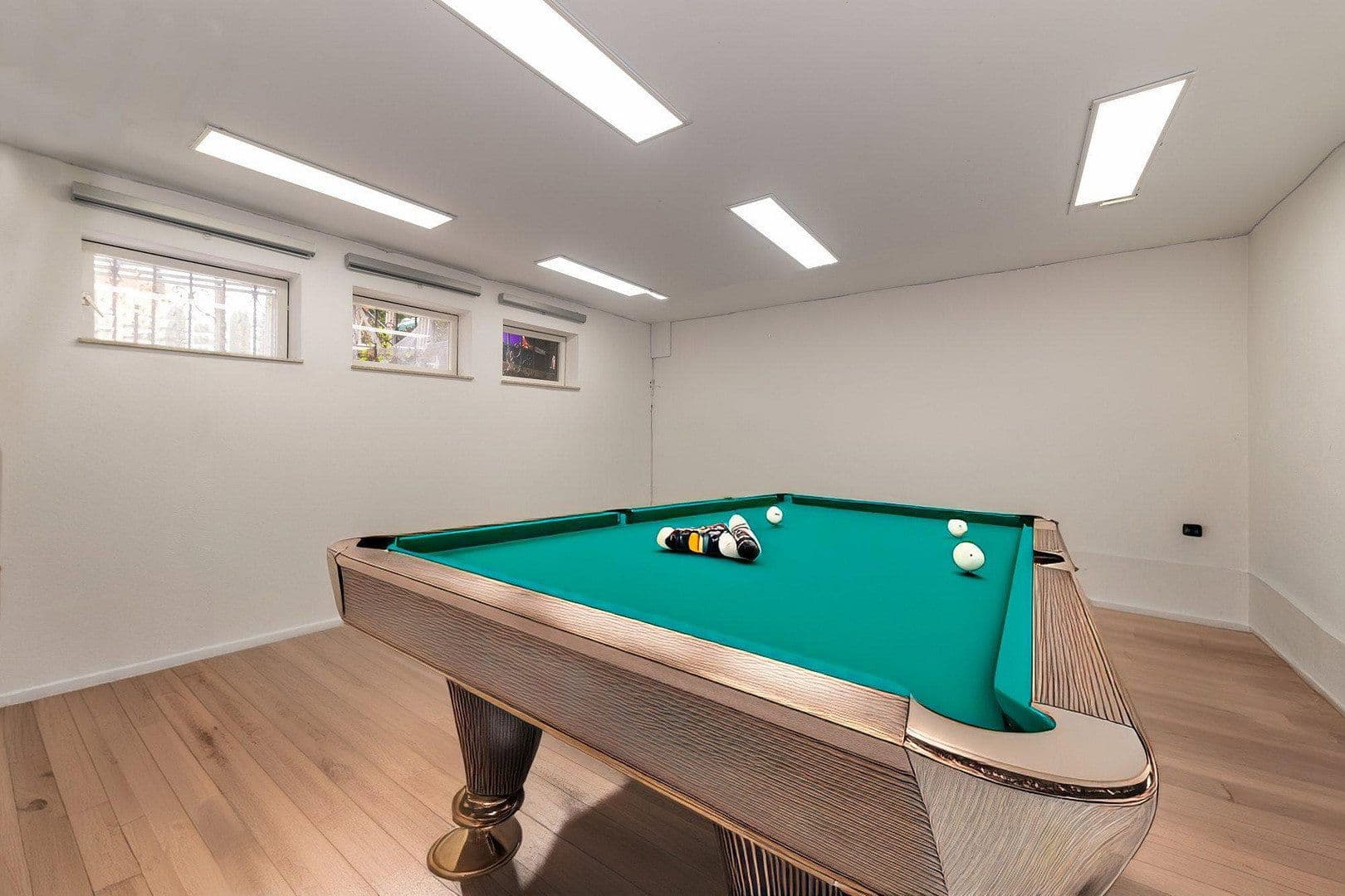 Prodej domu 261 m², pozemek 480 m², Rohrdorf, Bavorsko Prodej domu 261 m², pozemek 480 m², Rohrdorf, Bavorsko