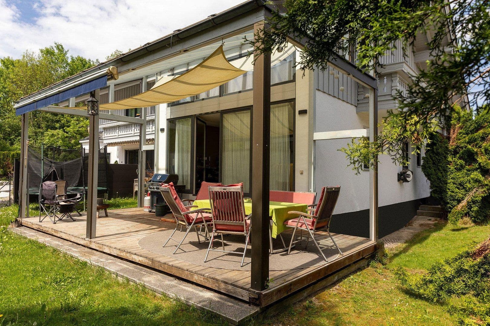 Prodej domu 261 m², pozemek 480 m², Rohrdorf, Bavorsko Prodej domu 261 m², pozemek 480 m², Rohrdorf, Bavorsko