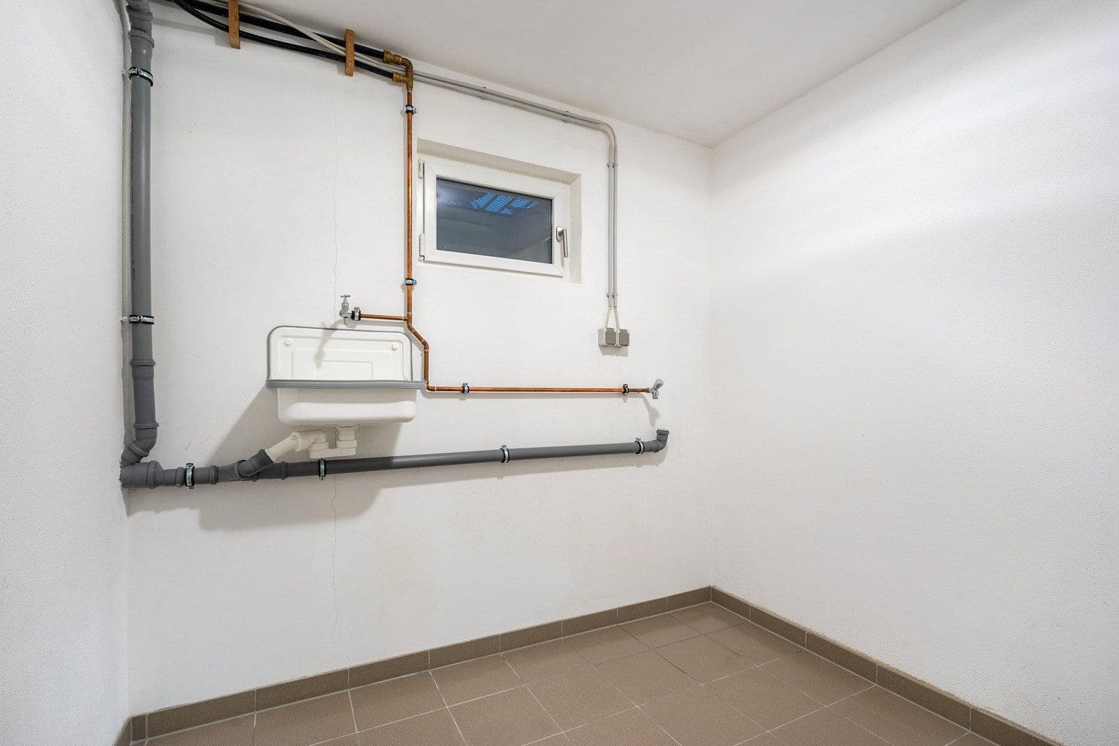 Pronájem bytu 3+kk 94 m², Grolsheim, Porýní-Falc Pronájem bytu 3+kk 94 m², Grolsheim, Porýní-Falc