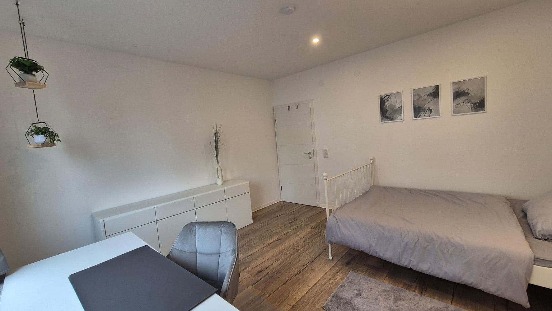 Pronájem bytu 22 m², Saarbrücken, Země Sársko Pronájem bytu 22 m², Saarbrücken, Země Sársko