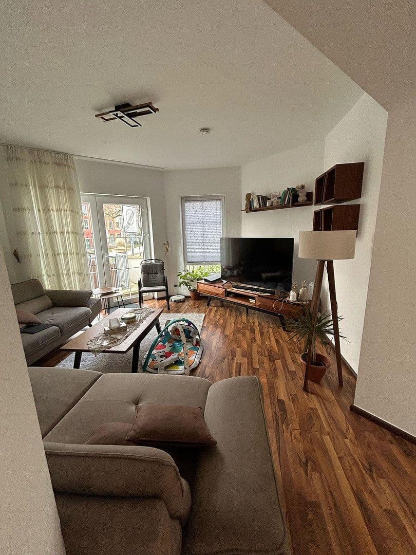 Pronájem bytu 3+1 105 m², Heinersdorfer Straße 48, Bernau, Braniborsko Pronájem bytu 3+1 105 m², Heinersdorfer Straße 48, Bernau, Braniborsko