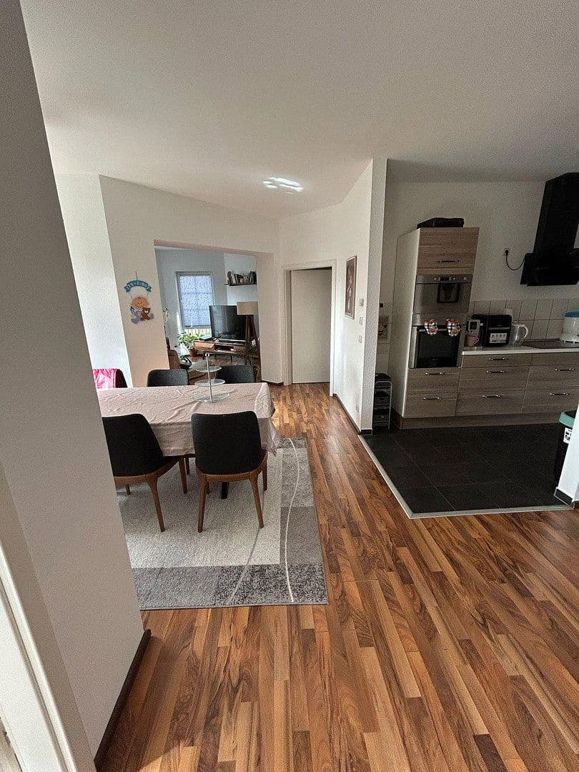 Pronájem bytu 3+1 105 m², Heinersdorfer Straße 48, Bernau, Braniborsko Pronájem bytu 3+1 105 m², Heinersdorfer Straße 48, Bernau, Braniborsko