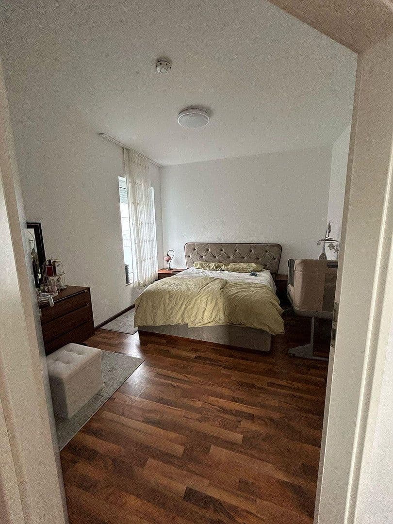 Pronájem bytu 3+1 105 m², Heinersdorfer Straße 48, Bernau, Braniborsko Pronájem bytu 3+1 105 m², Heinersdorfer Straße 48, Bernau, Braniborsko