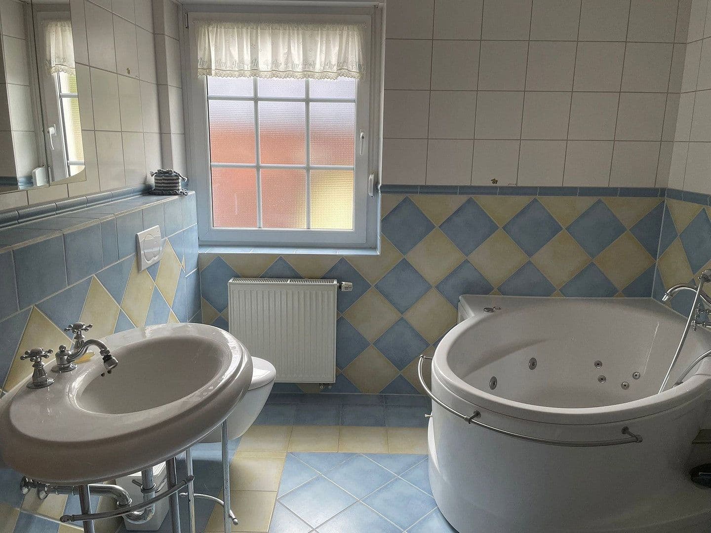 Prodej domu 156 m², pozemek 379 m², Oer-Erkenschwick, Severní Porýní-Vestfálsko Prodej domu 156 m², pozemek 379 m², Oer-Erkenschwick, Severní Porýní-Vestfálsko