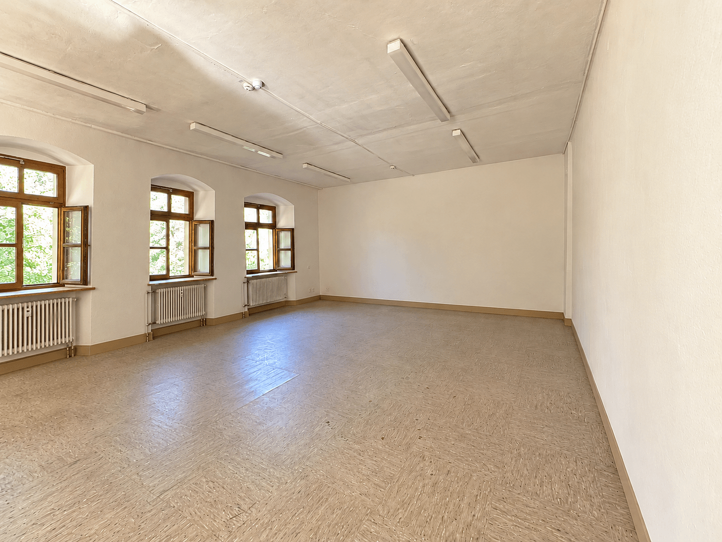 Pronájem kanceláře 55 m², Burglengenfeld, Bavorsko Pronájem kanceláře 55 m², Burglengenfeld, Bavorsko