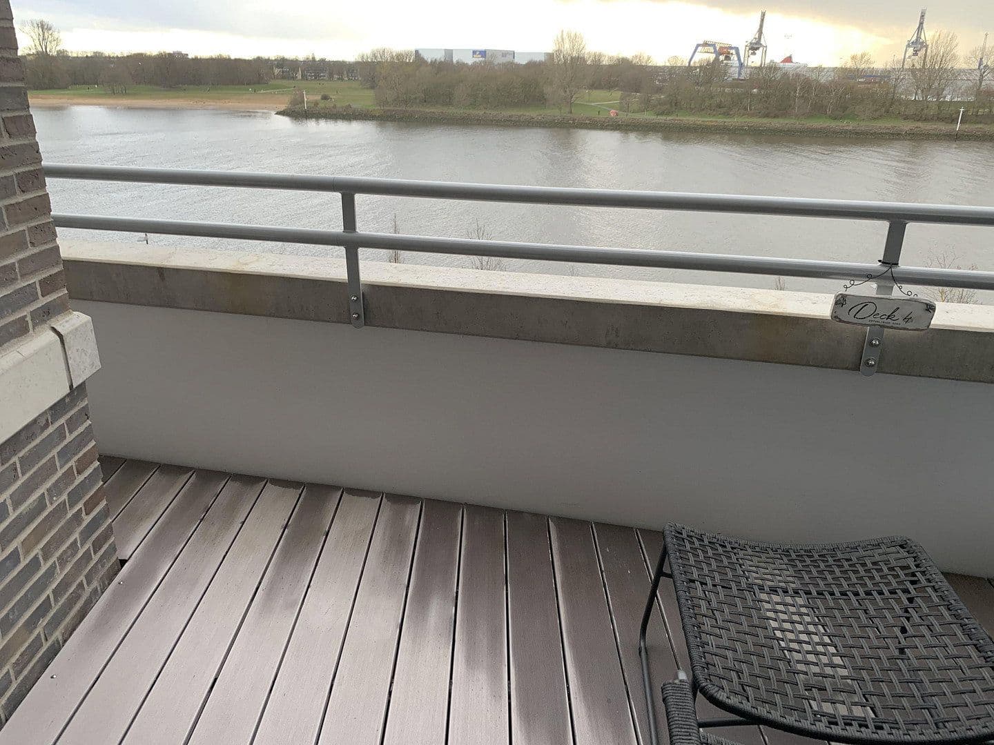 Prodej bytu 3+1 97 m², Schwabensteinstraße 5, Bremen, Bremen Prodej bytu 3+1 97 m², Schwabensteinstraße 5, Bremen, Bremen