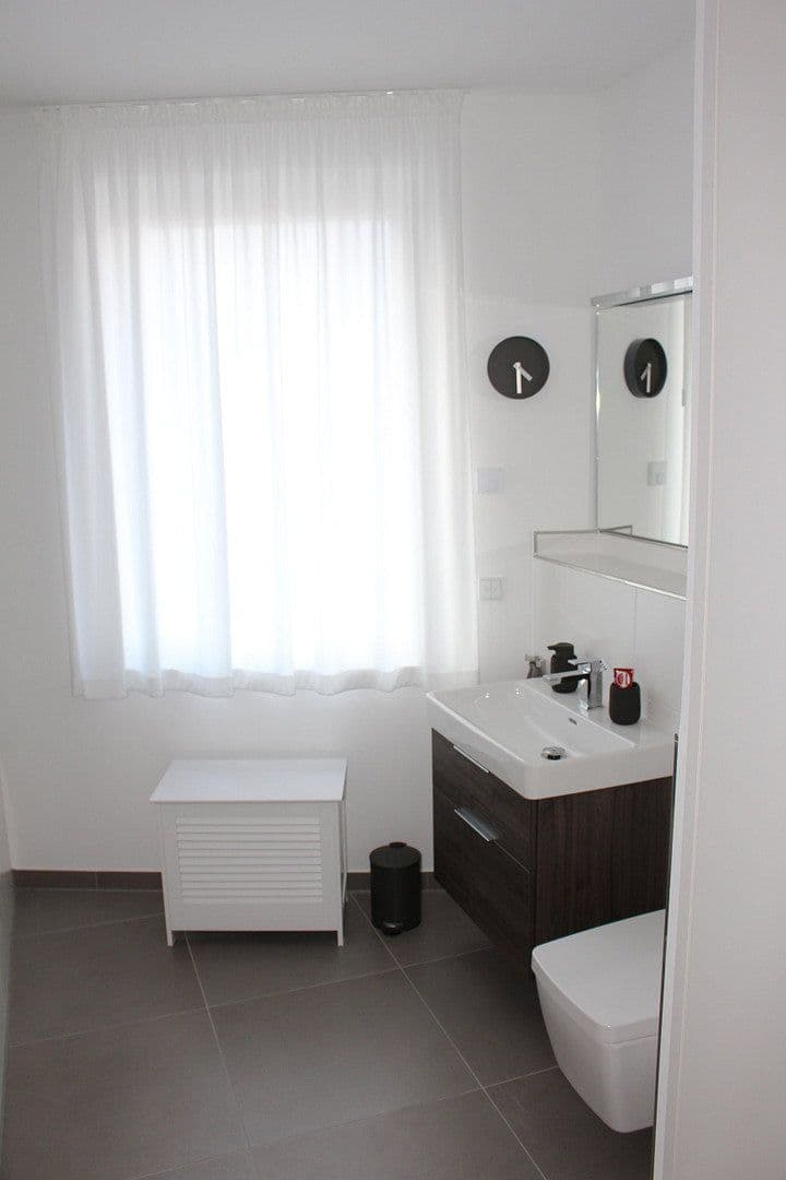 Prodej bytu 3+1 97 m², Schwabensteinstraße 5, Bremen, Bremen Prodej bytu 3+1 97 m², Schwabensteinstraße 5, Bremen, Bremen