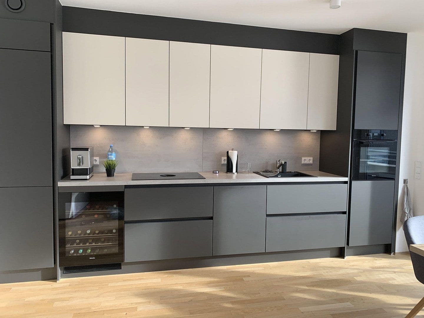 Prodej bytu 3+1 97 m², Schwabensteinstraße 5, Bremen, Bremen Prodej bytu 3+1 97 m², Schwabensteinstraße 5, Bremen, Bremen