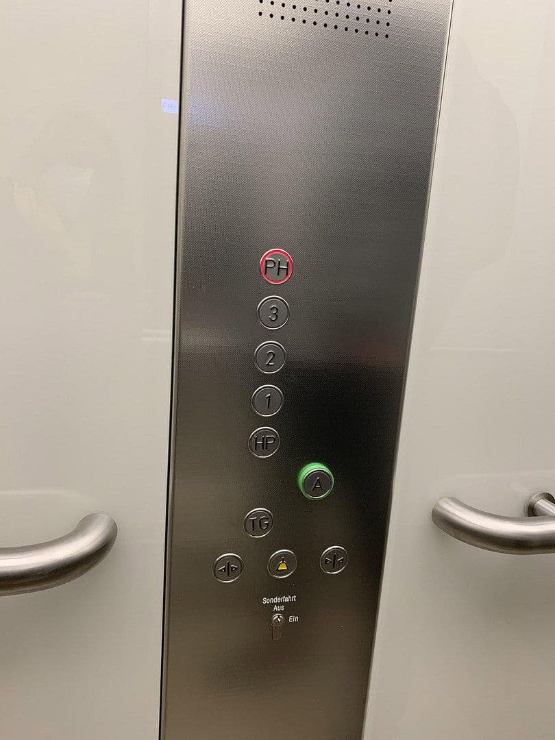 Prodej bytu 3+1 97 m², Schwabensteinstraße 5, Bremen, Bremen Prodej bytu 3+1 97 m², Schwabensteinstraße 5, Bremen, Bremen