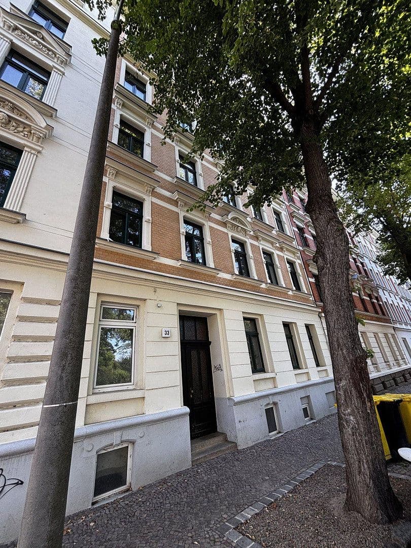 Pronájem bytu 3+1 65 m², Plaußiger Straße 33, Leipzig, Sasko Pronájem bytu 3+1 65 m², Plaußiger Straße 33, Leipzig, Sasko