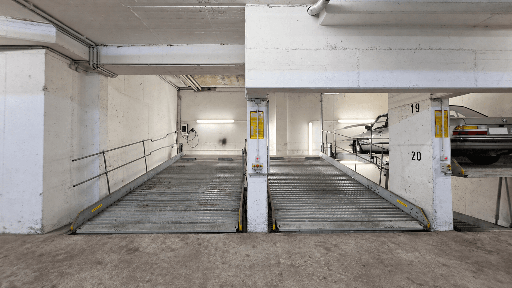 Prodej bytu 4+1 140 m², Berlin, Berlín Prodej bytu 4+1 140 m², Berlin, Berlín
