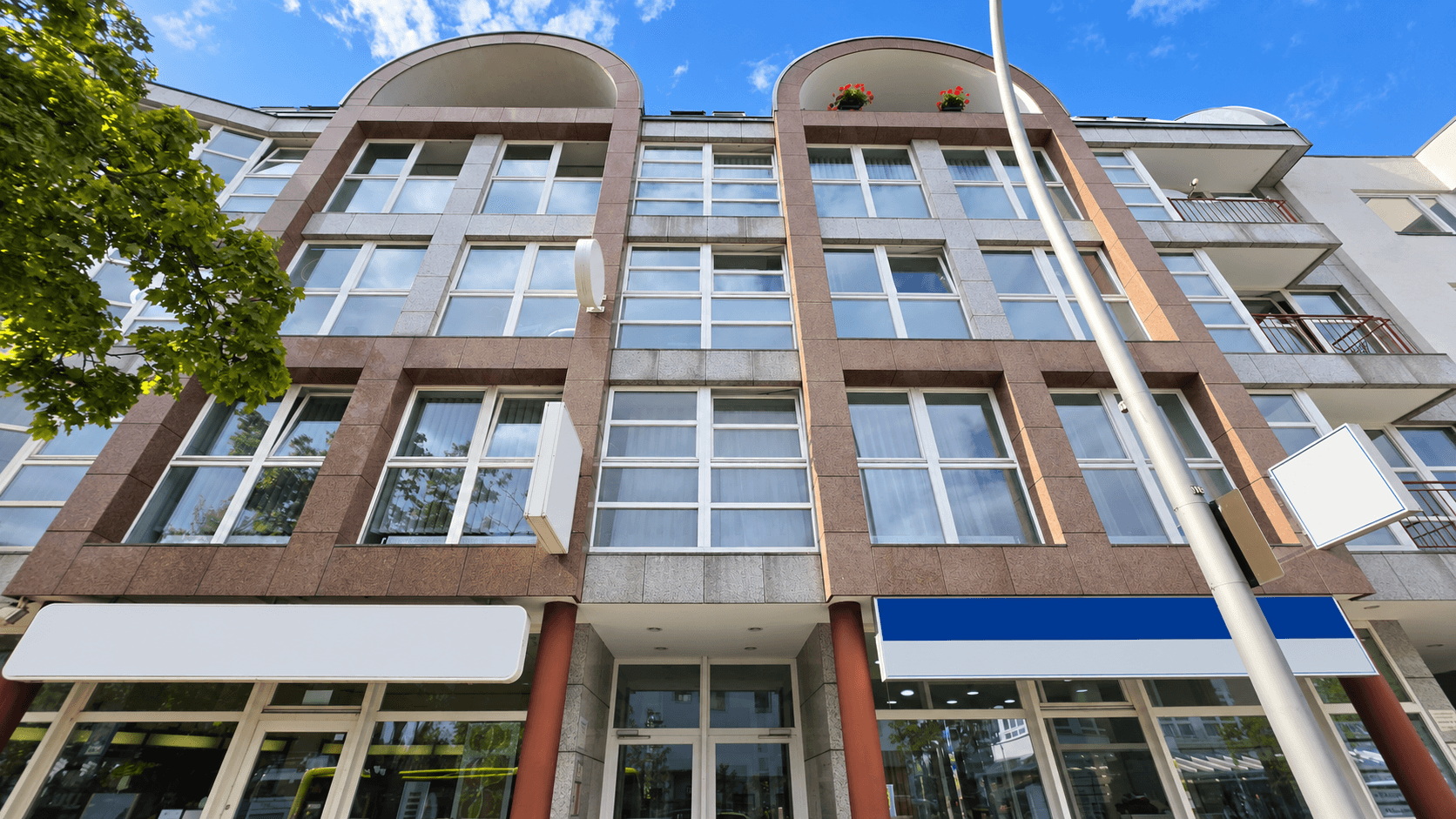 Prodej bytu 4+1 140 m², Berlin, Berlín Prodej bytu 4+1 140 m², Berlin, Berlín