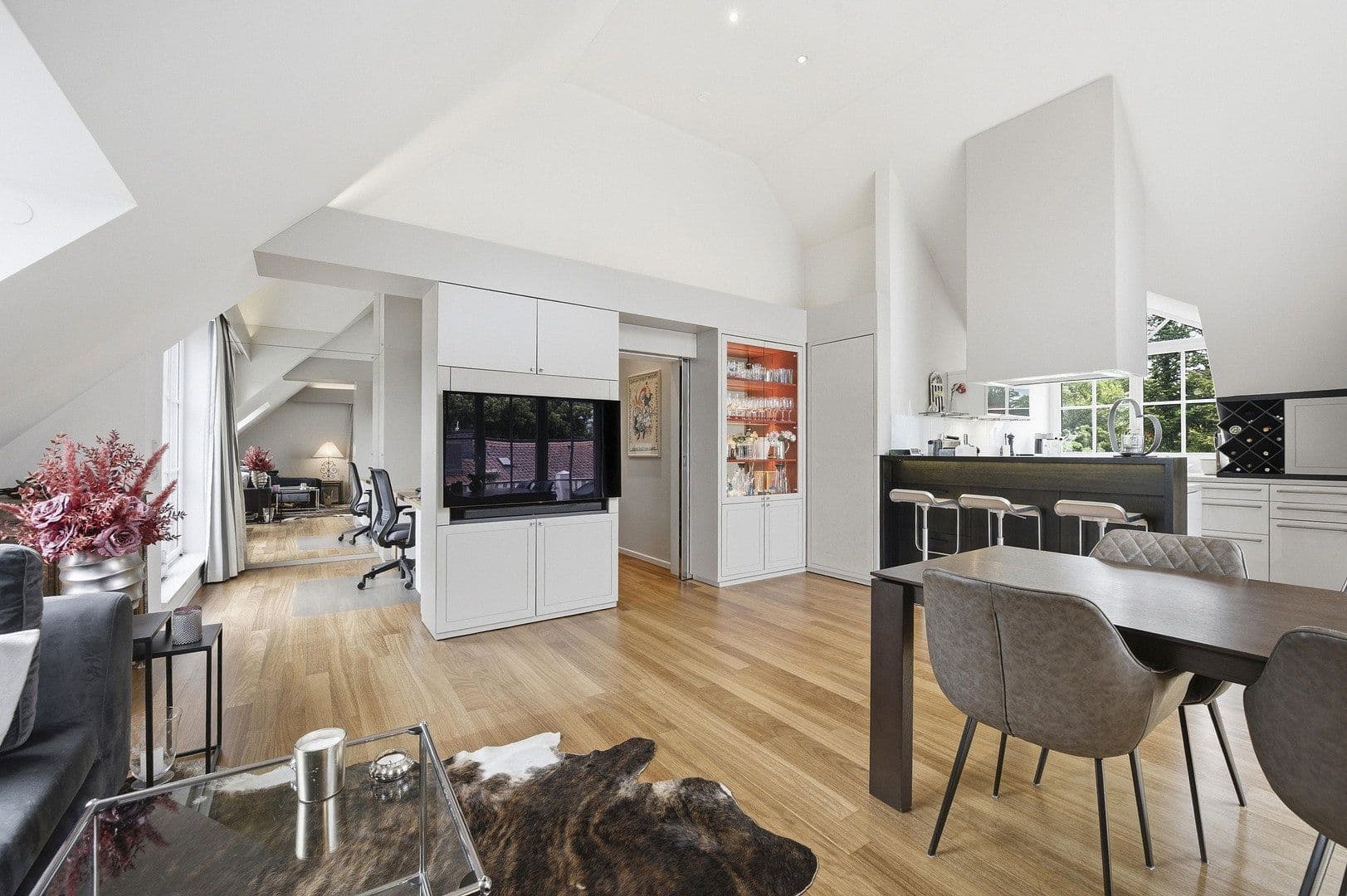 Prodej bytu 3+kk 98 m², München, Bavorsko Prodej bytu 3+kk 98 m², München, Bavorsko