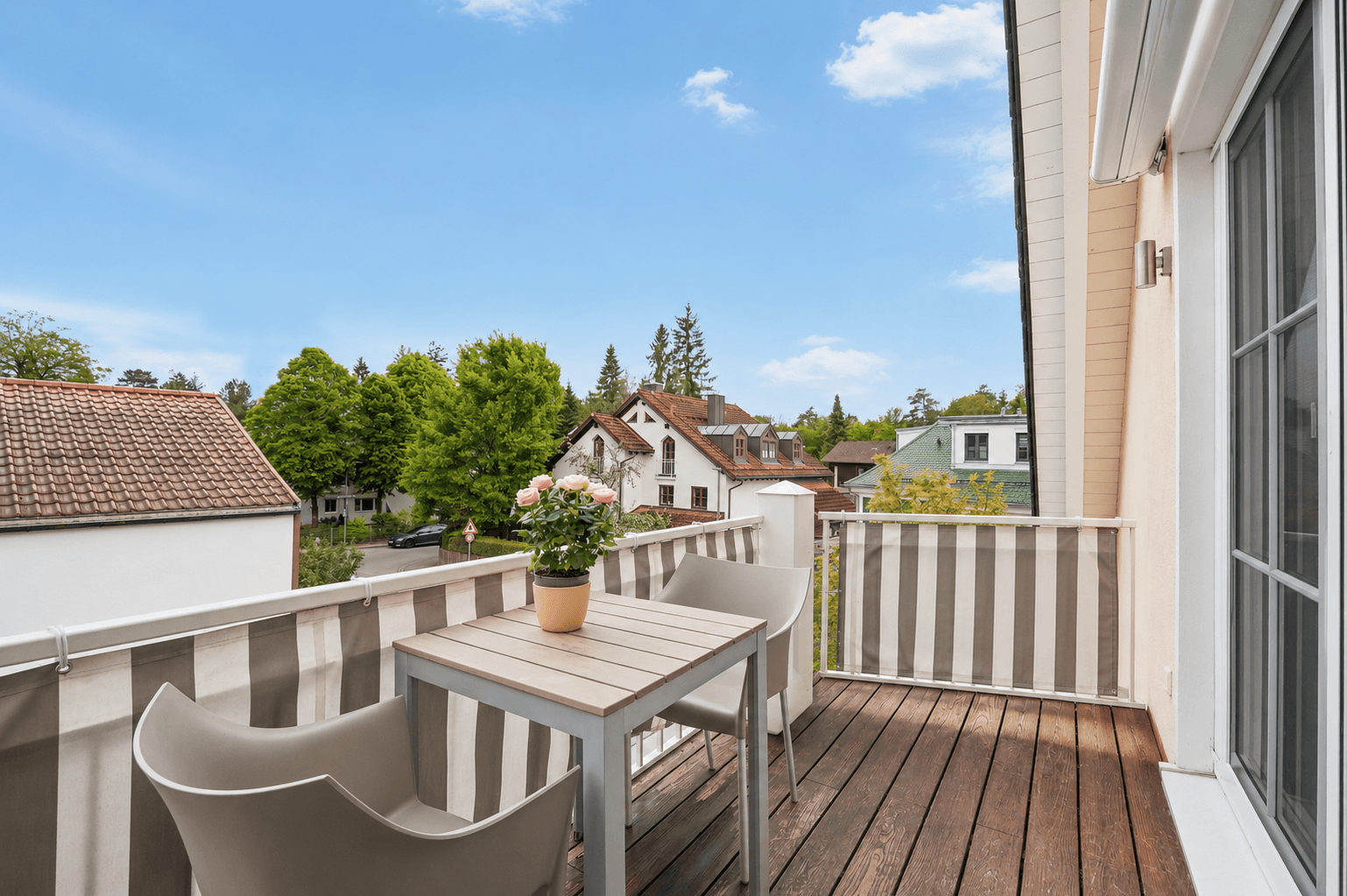 Prodej bytu 3+kk 98 m², München, Bavorsko Prodej bytu 3+kk 98 m², München, Bavorsko