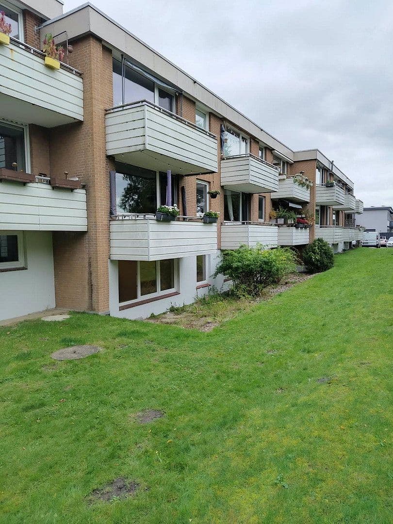 Pronájem bytu 3+1 69 m², Bahnhofstraße 20, Rosengarten, Dolní Sasko Pronájem bytu 3+1 69 m², Bahnhofstraße 20, Rosengarten, Dolní Sasko