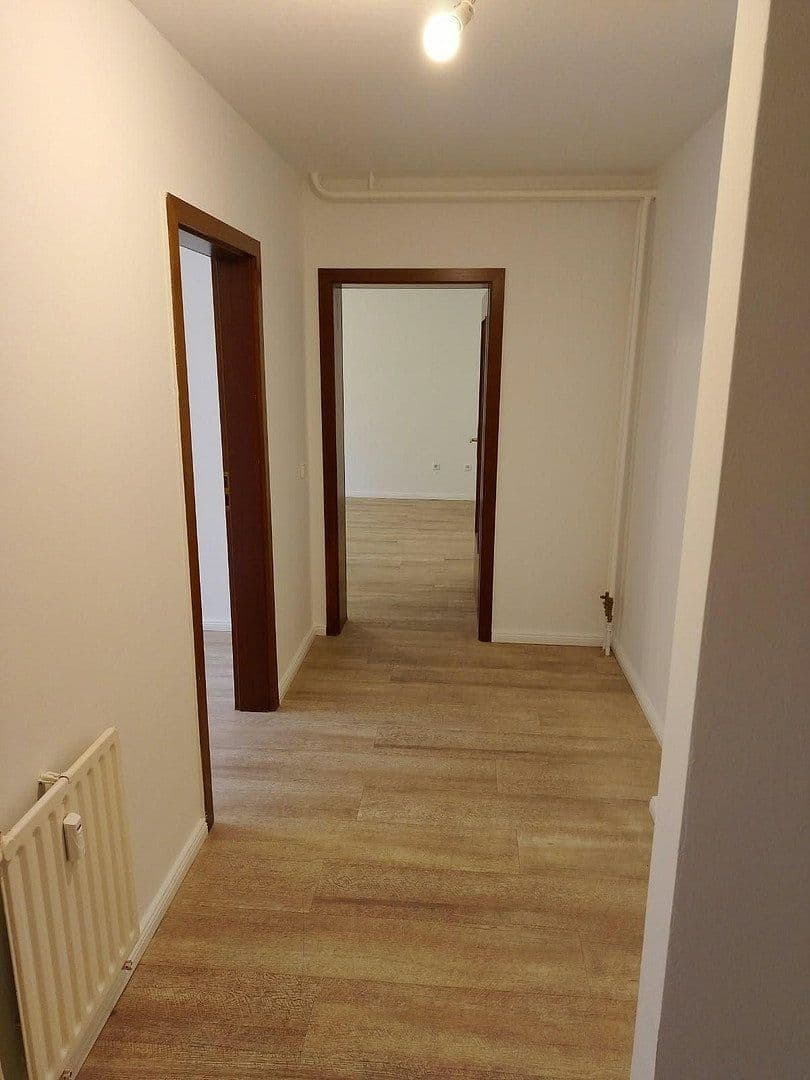 Pronájem bytu 3+1 69 m², Bahnhofstraße 20, Rosengarten, Dolní Sasko Pronájem bytu 3+1 69 m², Bahnhofstraße 20, Rosengarten, Dolní Sasko