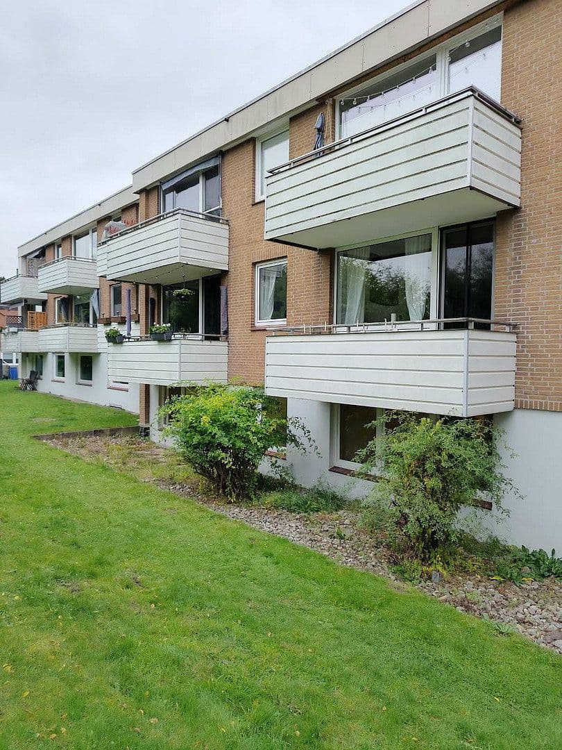 Pronájem bytu 3+1 69 m², Bahnhofstraße 20, Rosengarten, Dolní Sasko Pronájem bytu 3+1 69 m², Bahnhofstraße 20, Rosengarten, Dolní Sasko