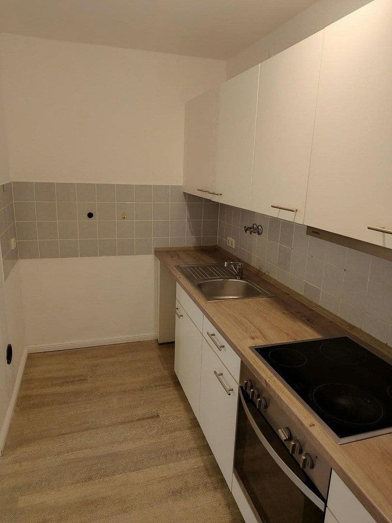 Pronájem bytu 3+1 69 m², Bahnhofstraße 20, Rosengarten, Dolní Sasko Pronájem bytu 3+1 69 m², Bahnhofstraße 20, Rosengarten, Dolní Sasko