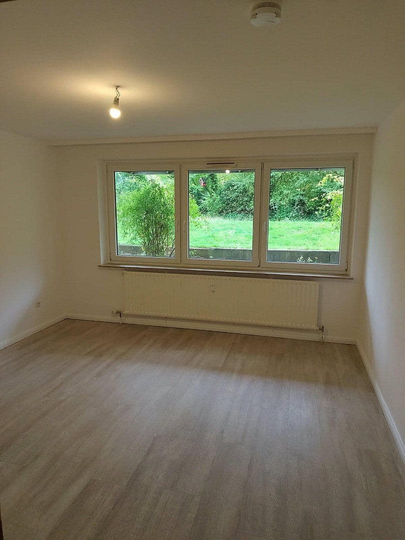 Pronájem bytu 3+1 69 m², Bahnhofstraße 20, Rosengarten, Dolní Sasko Pronájem bytu 3+1 69 m², Bahnhofstraße 20, Rosengarten, Dolní Sasko