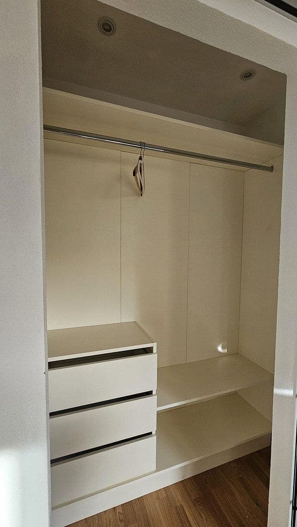 Prodej bytu 3+1 65 m², Forstenrieder Allee 53, München, Bavorsko Prodej bytu 3+1 65 m², Forstenrieder Allee 53, München, Bavorsko