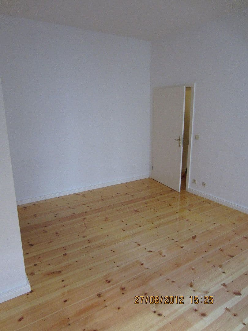 Pronájem bytu 2+1 42 m², Berlin, Berlín Pronájem bytu 2+1 42 m², Berlin, Berlín