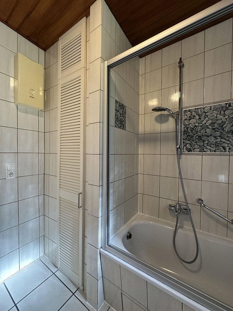 Prodej bytu 5+1 108 m², Lebrechtstrasse 28, Gummersbach, Severní Porýní-Vestfálsko Prodej bytu 5+1 108 m², Lebrechtstrasse 28, Gummersbach, Severní Porýní-Vestfálsko