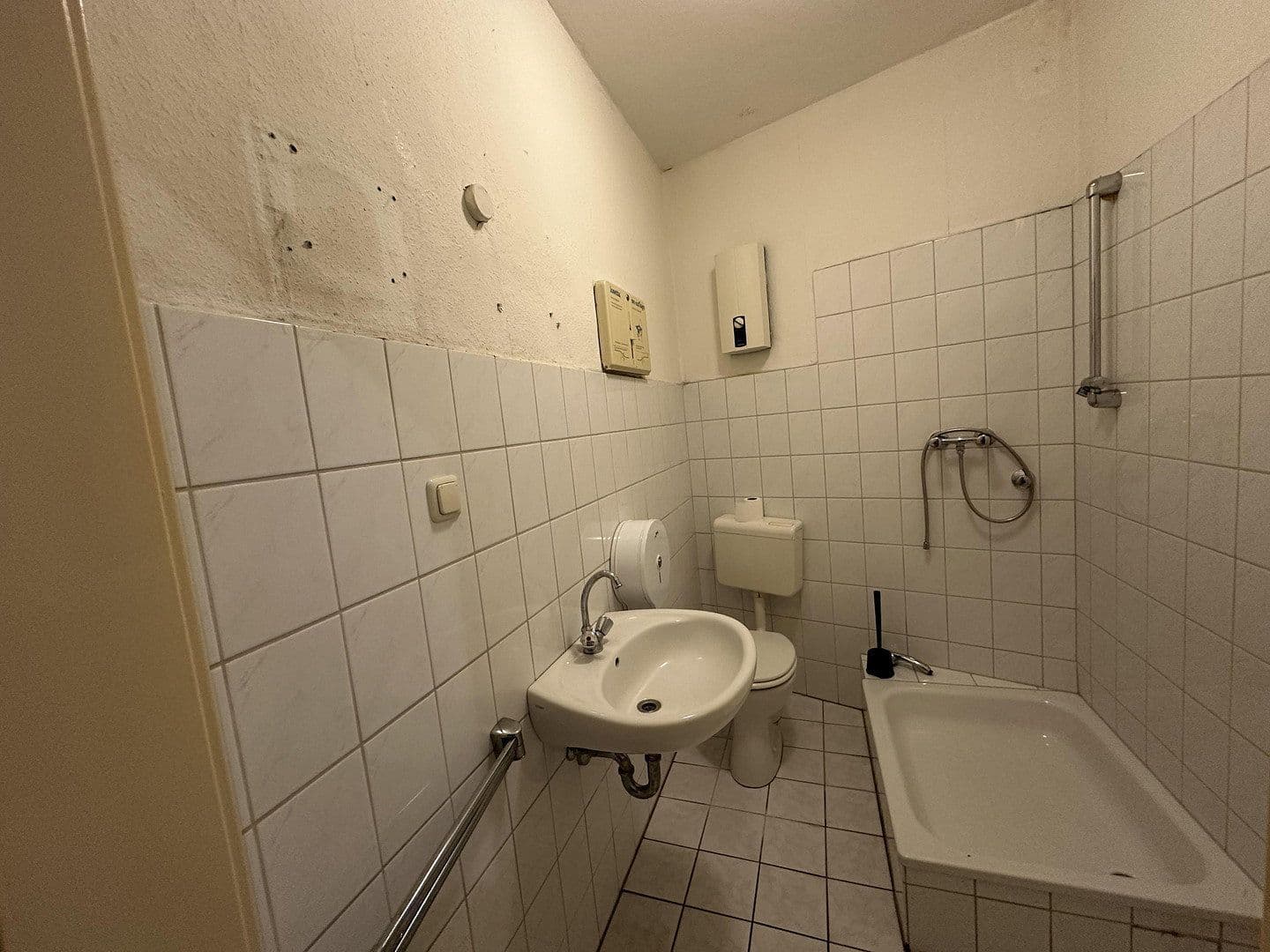 Pronájem kanceláře 90 m², Gelsenkirchen, Severní Porýní-Vestfálsko Pronájem kanceláře 90 m², Gelsenkirchen, Severní Porýní-Vestfálsko