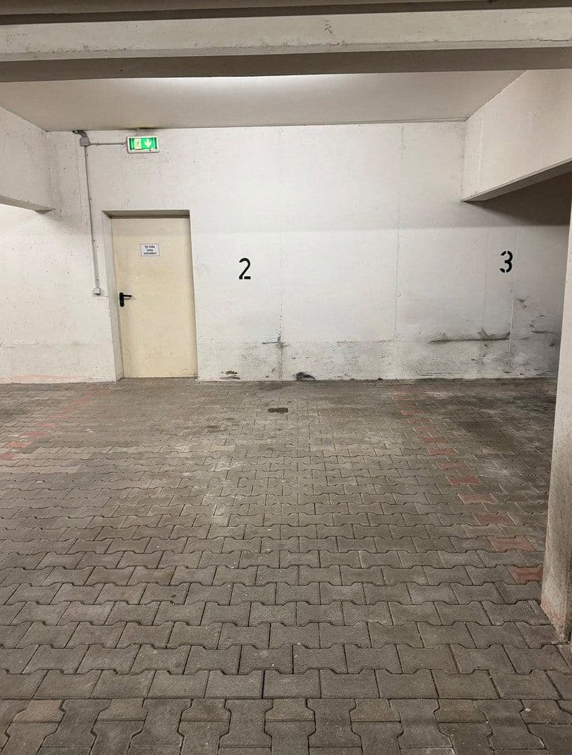 Prodej garáže, Bad Reichenhall, Bavorsko Prodej garáže, Bad Reichenhall, Bavorsko