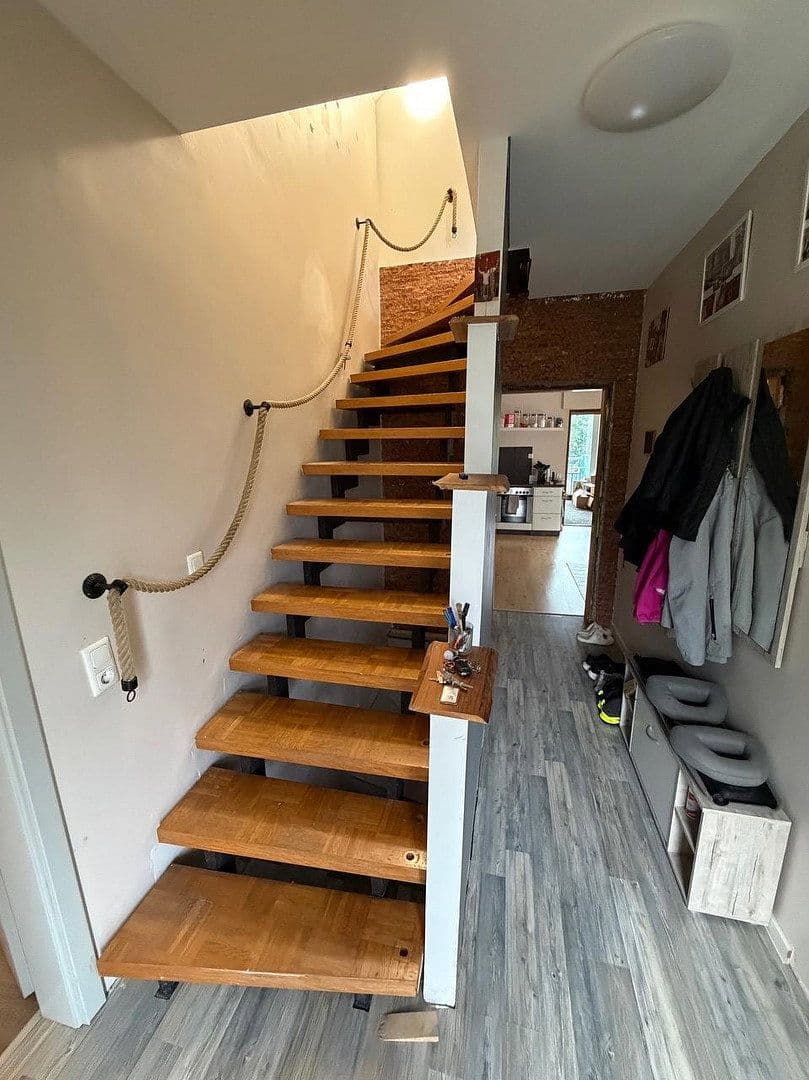 Prodej domu 145 m², pozemek 3.798 m², Hauptstraße 12, Werdohl, Severní Porýní-Vestfálsko Prodej domu 145 m², pozemek 3.798 m², Hauptstraße 12, Werdohl, Severní Porýní-Vestfálsko