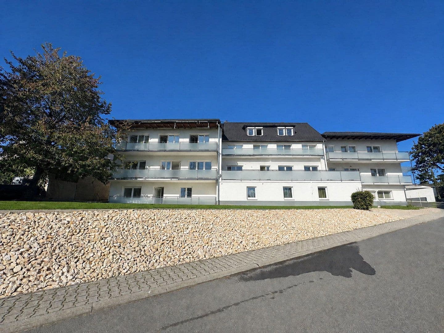 Prodej bytu 4+1 116 m², Kirchstraße 26, Heidenrod, Hessen Prodej bytu 4+1 116 m², Kirchstraße 26, Heidenrod, Hessen