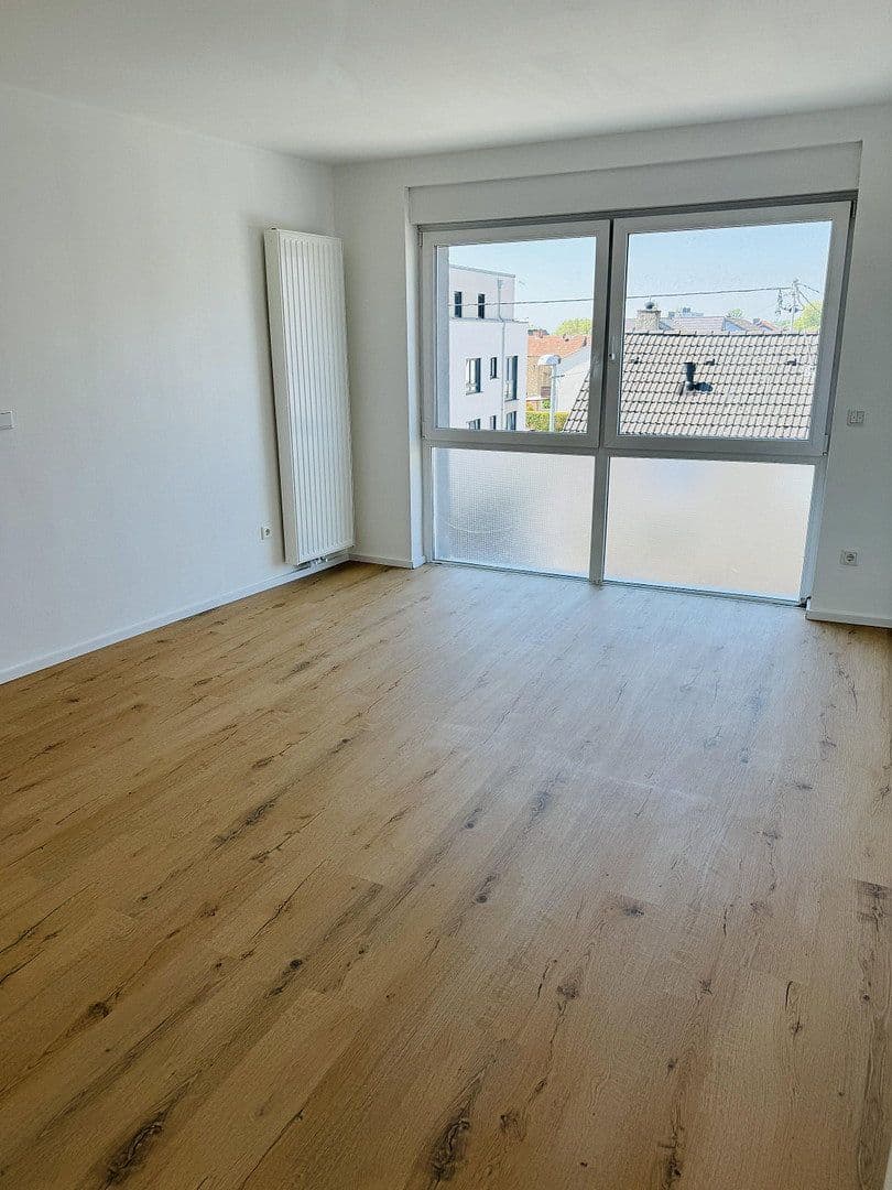 Pronájem bytu 6+1 135 m², Rheinstraße 214, Ingelheim am Rhein, Porýní-Falc Pronájem bytu 6+1 135 m², Rheinstraße 214, Ingelheim am Rhein, Porýní-Falc