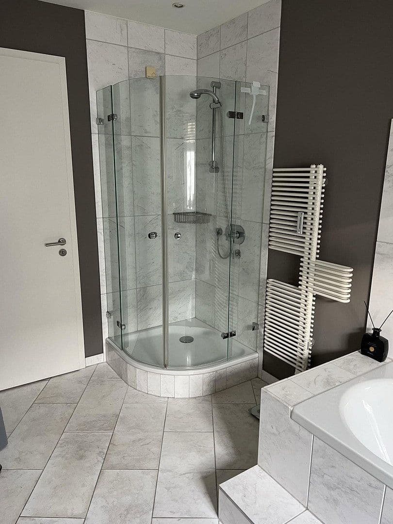 Pronájem bytu 3+1 150 m², Haynstraße 15, Hamburg, Hamburg Pronájem bytu 3+1 150 m², Haynstraße 15, Hamburg, Hamburg