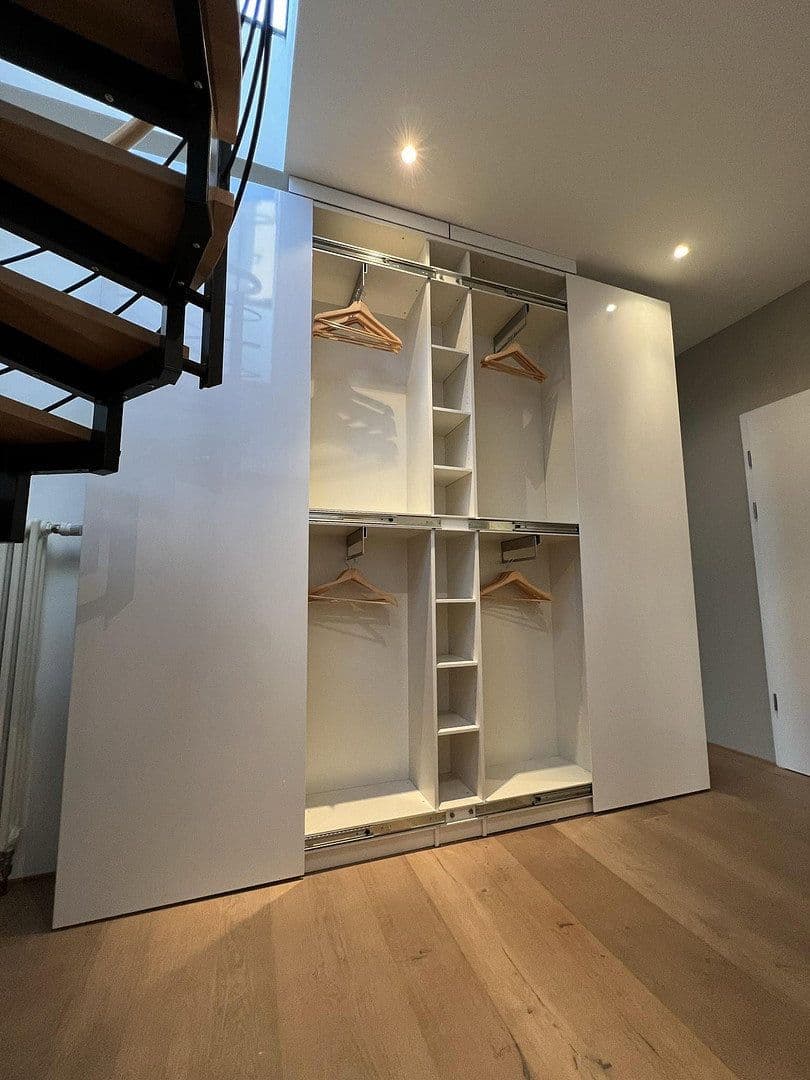 Pronájem bytu 3+1 150 m², Haynstraße 15, Hamburg, Hamburg Pronájem bytu 3+1 150 m², Haynstraße 15, Hamburg, Hamburg