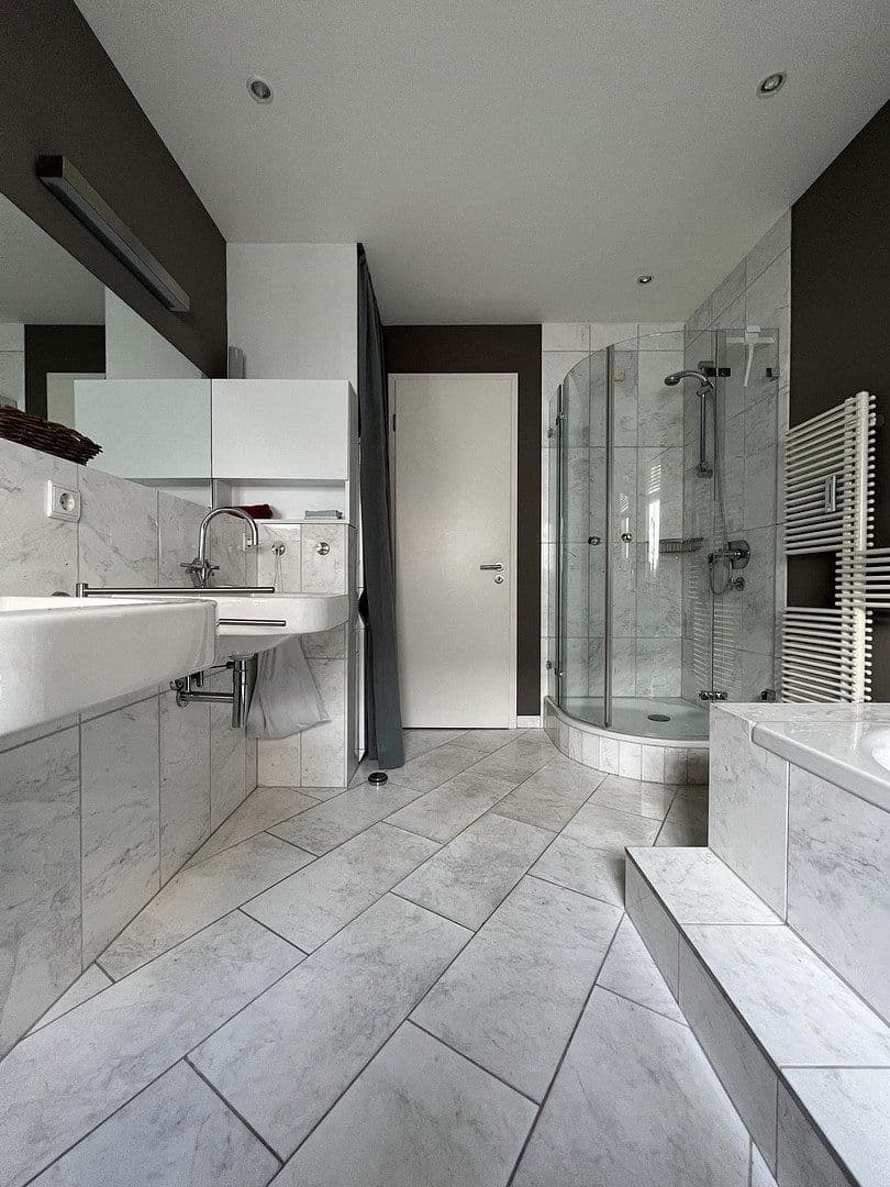 Pronájem bytu 3+1 150 m², Haynstraße 15, Hamburg, Hamburg Pronájem bytu 3+1 150 m², Haynstraße 15, Hamburg, Hamburg