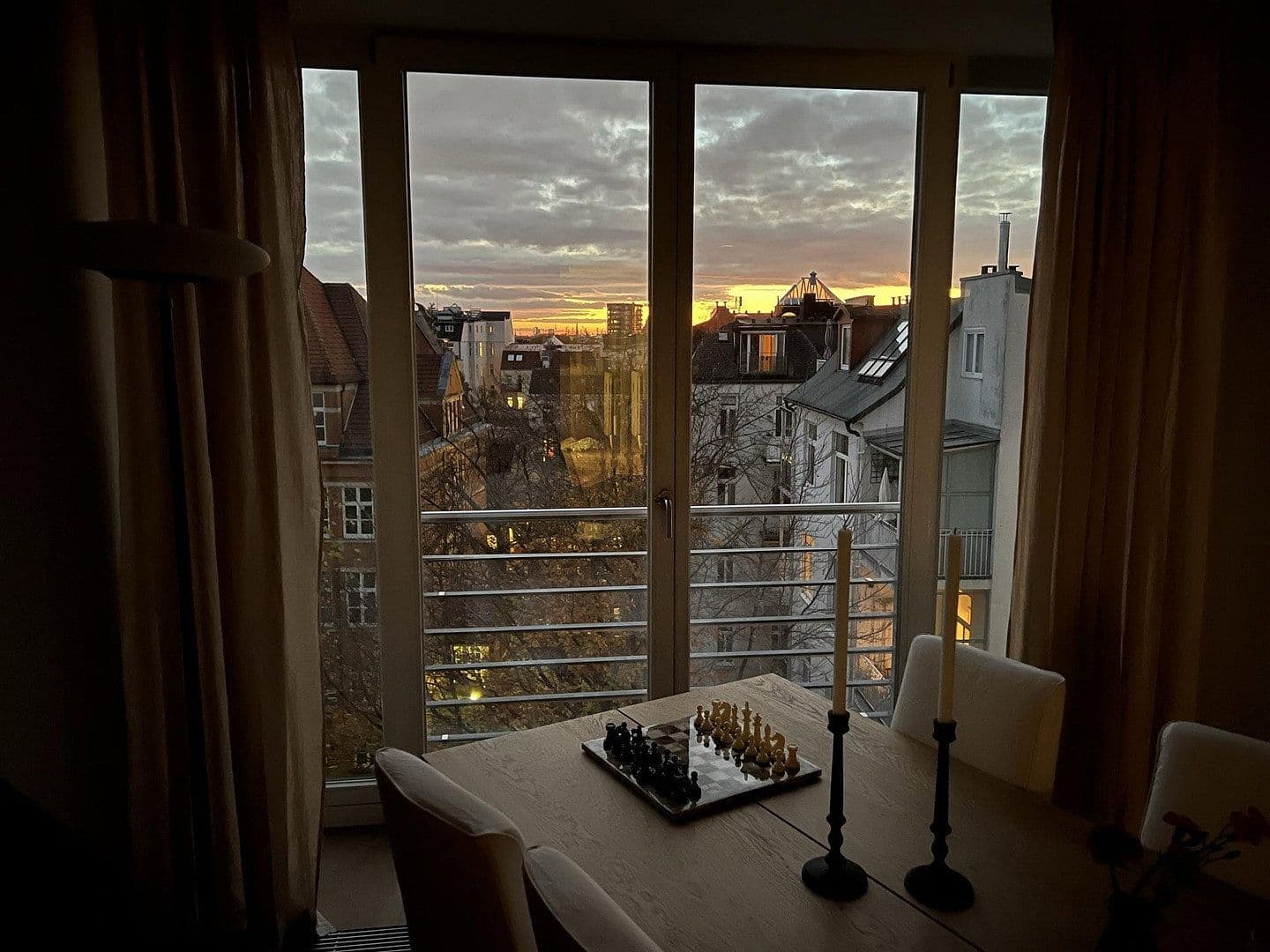 Pronájem bytu 3+1 150 m², Haynstraße 15, Hamburg, Hamburg Pronájem bytu 3+1 150 m², Haynstraße 15, Hamburg, Hamburg
