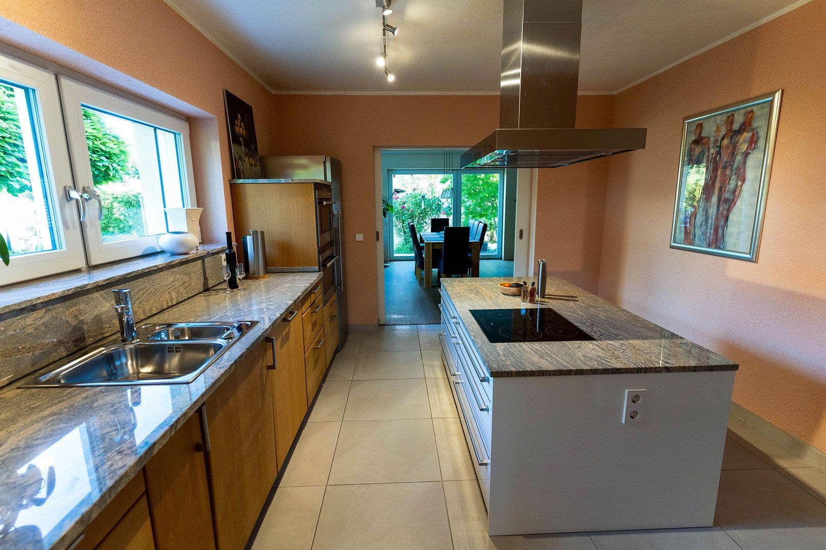 Prodej domu 183 m², pozemek 541 m², Weisenheim am Sand, Porýní-Falc Prodej domu 183 m², pozemek 541 m², Weisenheim am Sand, Porýní-Falc