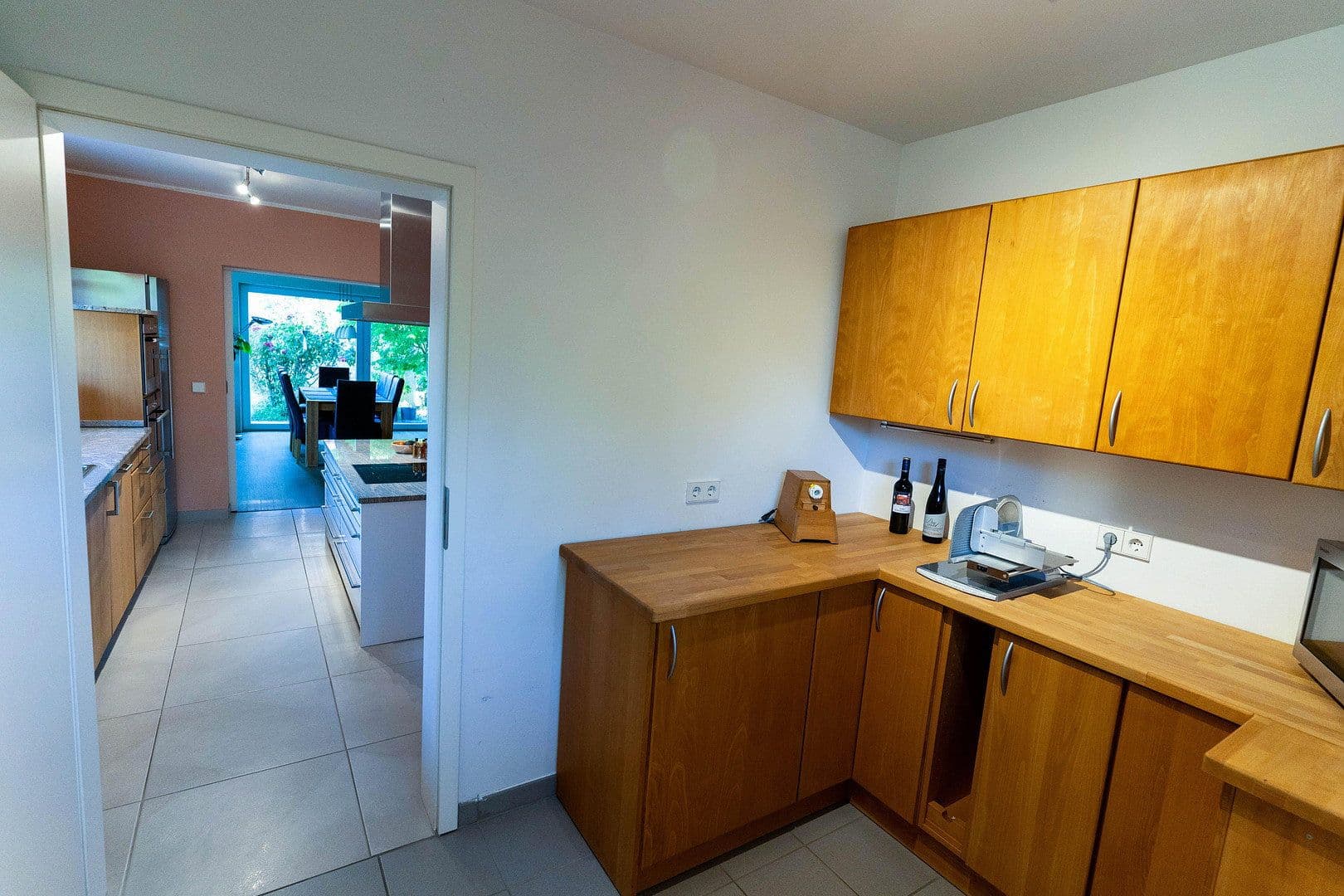 Prodej domu 183 m², pozemek 541 m², Weisenheim am Sand, Porýní-Falc Prodej domu 183 m², pozemek 541 m², Weisenheim am Sand, Porýní-Falc