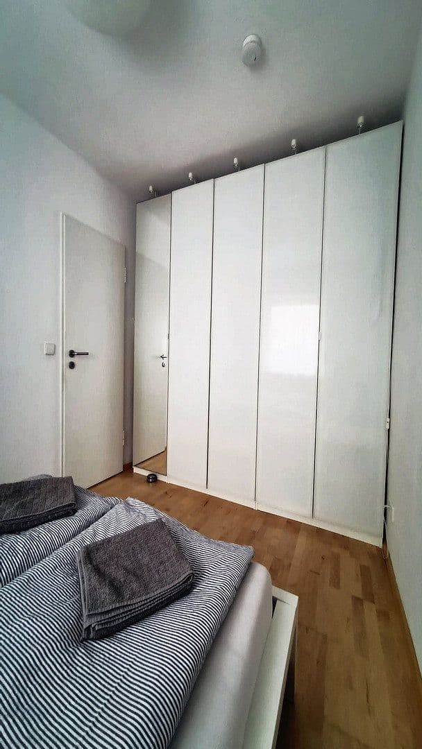 Pronájem bytu 2+1 49 m², Mannheim, Bádensko-Württembersko Pronájem bytu 2+1 49 m², Mannheim, Bádensko-Württembersko