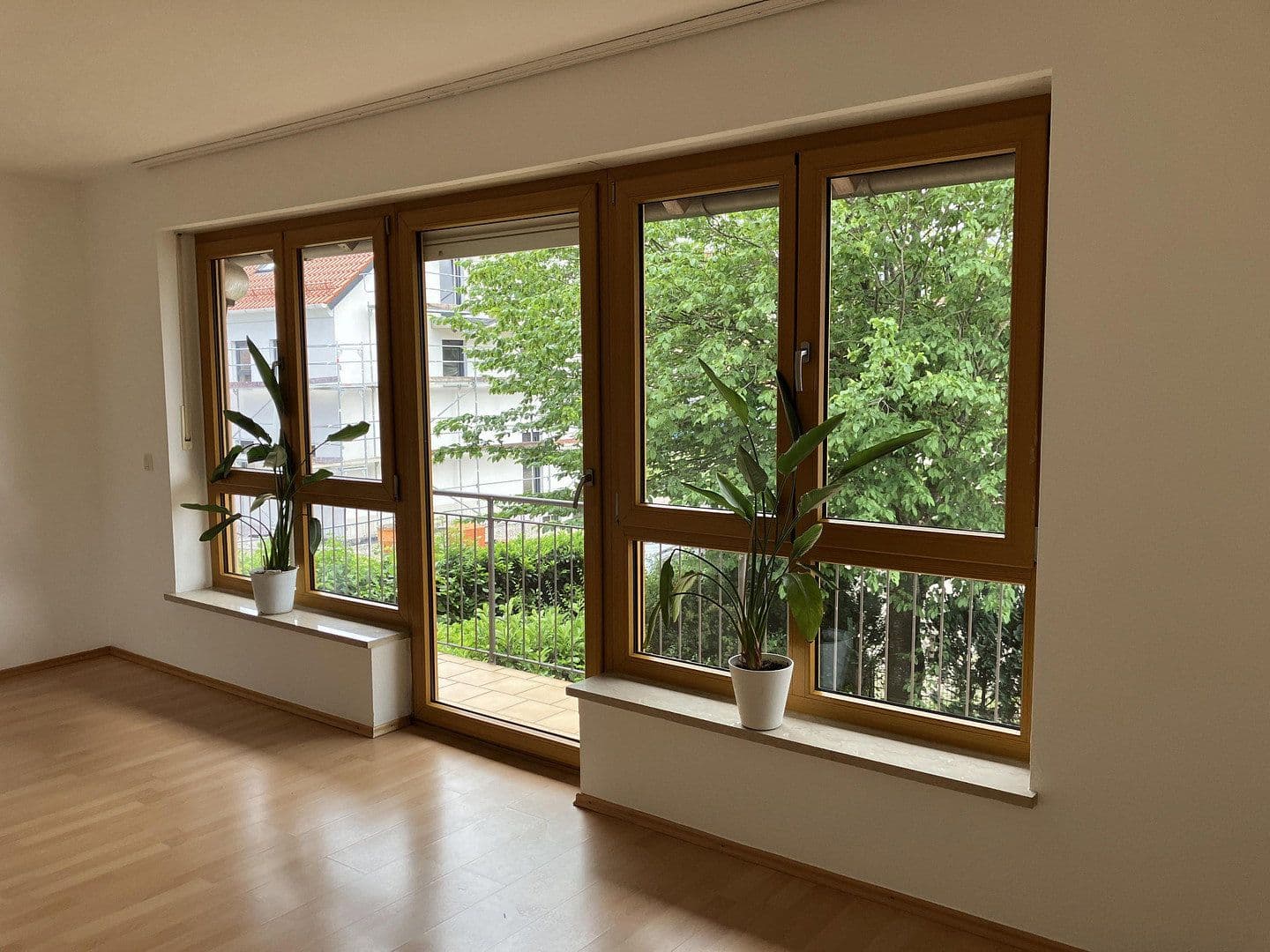 Prodej bytu 2+1 52 m², Tannenweg 34, Hallbergmoos, Bavorsko Prodej bytu 2+1 52 m², Tannenweg 34, Hallbergmoos, Bavorsko