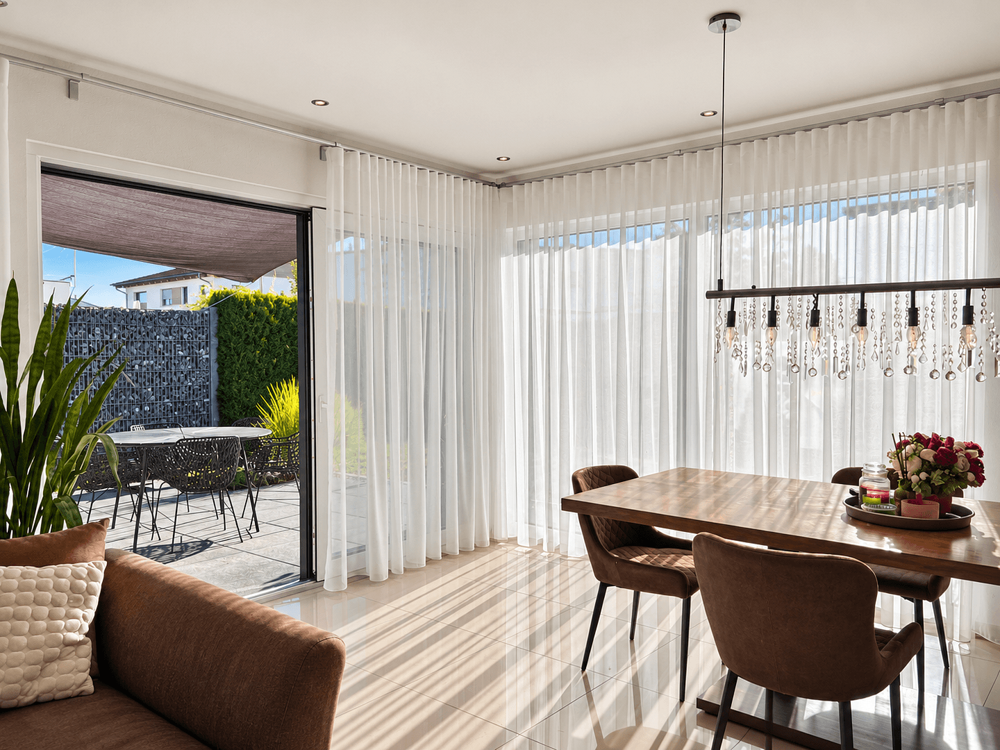 Prodej domu 146 m², pozemek 538 m², Laupheim, Bádensko-Württembersko Prodej domu 146 m², pozemek 538 m², Laupheim, Bádensko-Württembersko