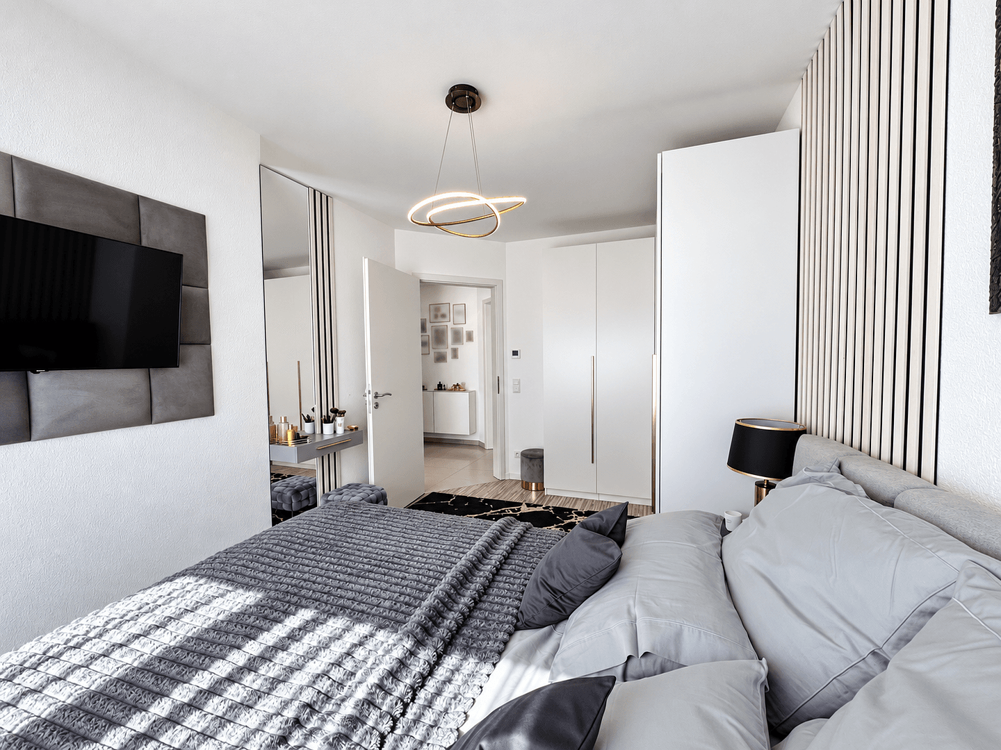 Prodej domu 146 m², pozemek 538 m², Laupheim, Bádensko-Württembersko Prodej domu 146 m², pozemek 538 m², Laupheim, Bádensko-Württembersko
