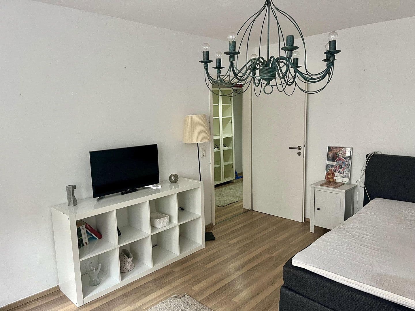 Prodej bytu 1+1 33 m², Köln, Severní Porýní-Vestfálsko Prodej bytu 1+1 33 m², Köln, Severní Porýní-Vestfálsko