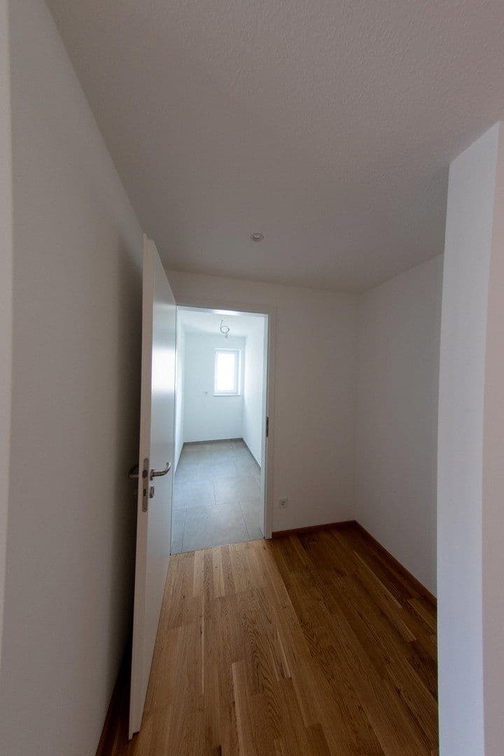 Pronájem bytu 3+1 116 m², Bietigheim-Bissingen, Bádensko-Württembersko Pronájem bytu 3+1 116 m², Bietigheim-Bissingen, Bádensko-Württembersko