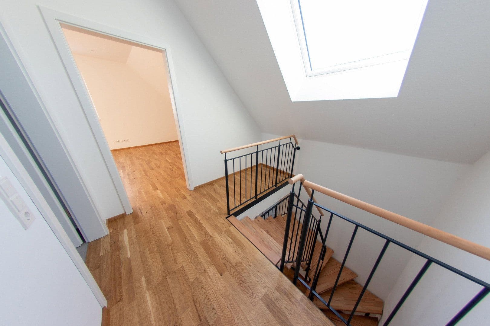 Pronájem bytu 3+1 116 m², Bietigheim-Bissingen, Bádensko-Württembersko Pronájem bytu 3+1 116 m², Bietigheim-Bissingen, Bádensko-Württembersko