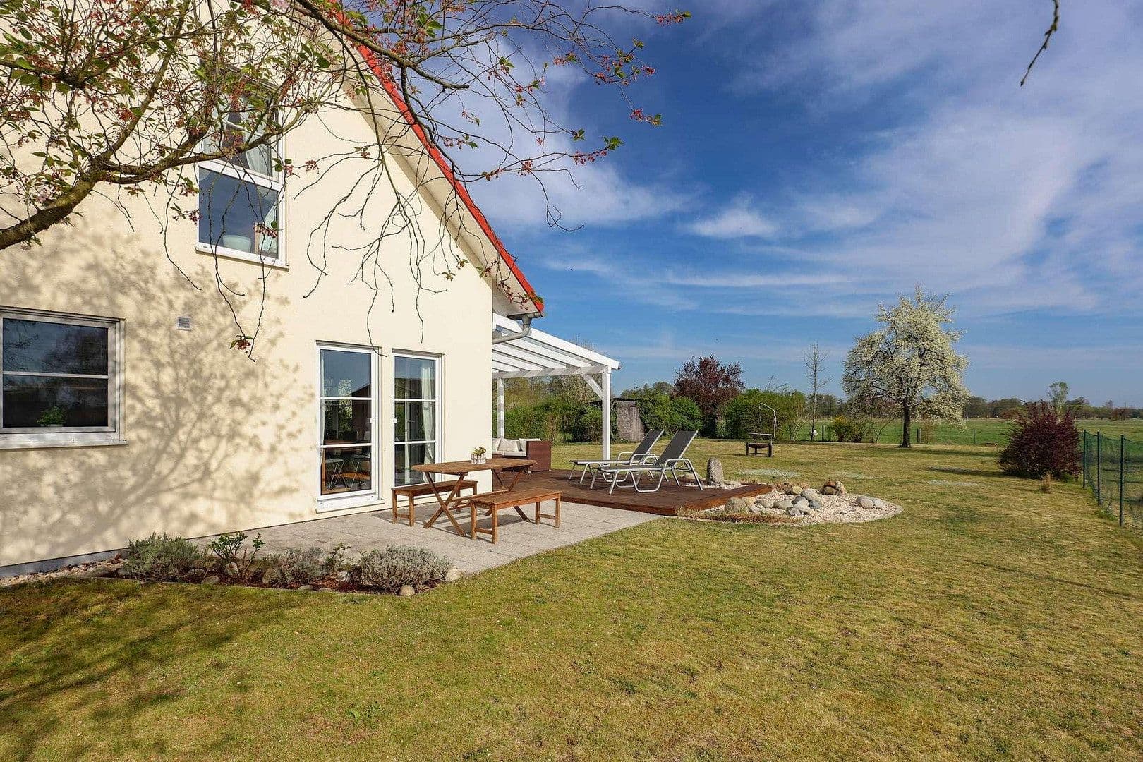 Prodej domu 144 m², pozemek 988 m², Beelitz, Braniborsko Prodej domu 144 m², pozemek 988 m², Beelitz, Braniborsko
