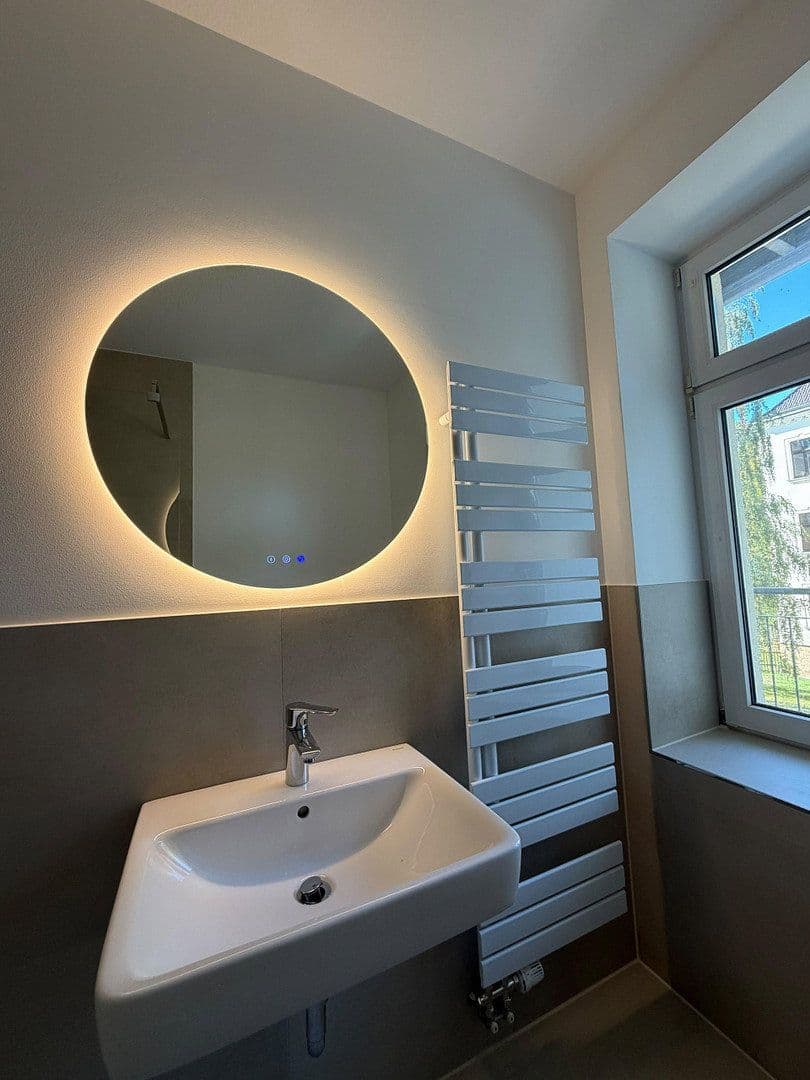 Pronájem bytu 2+1 54 m², Breitenfelderstraße 85, Leipzig, Sasko Pronájem bytu 2+1 54 m², Breitenfelderstraße 85, Leipzig, Sasko