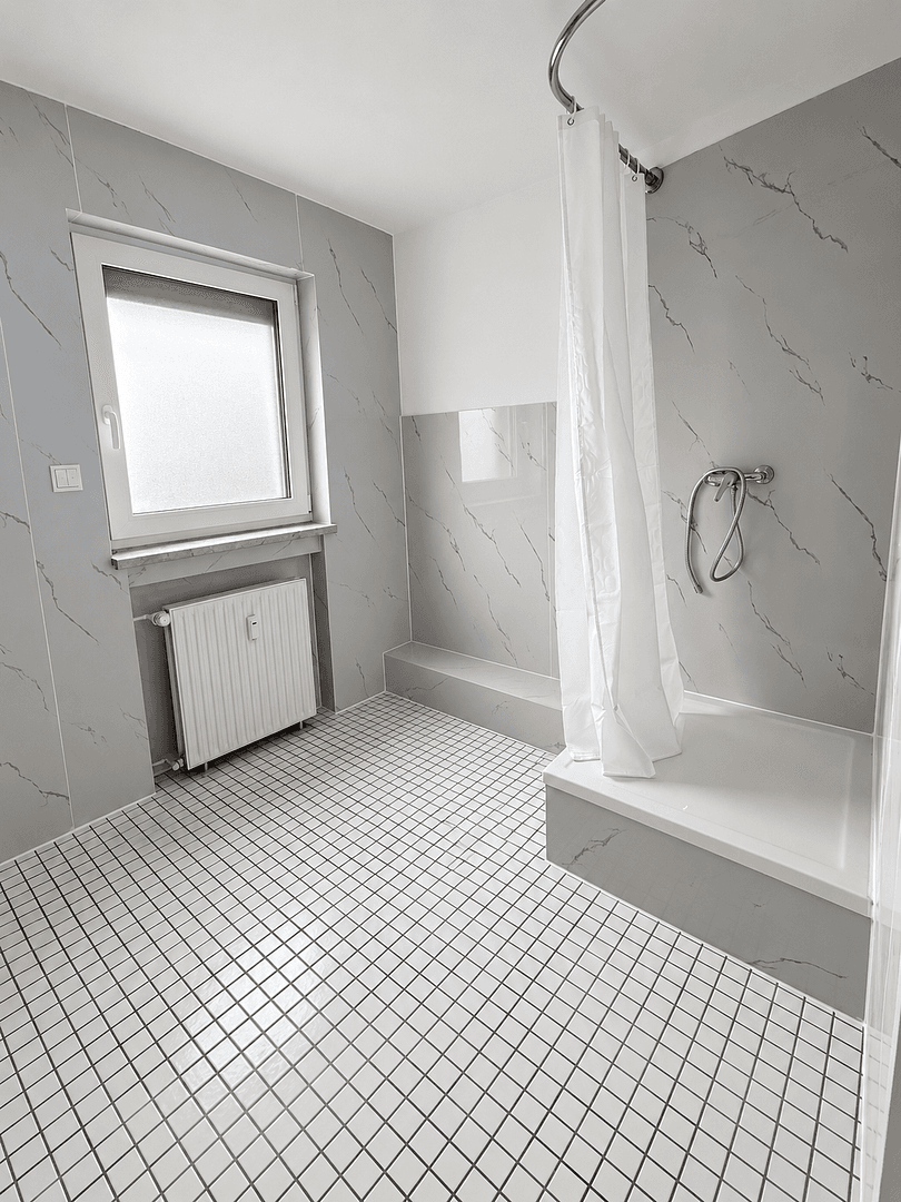 Pronájem bytu 4+1 75 m², Leftjestraße 13, Springe, Dolní Sasko Pronájem bytu 4+1 75 m², Leftjestraße 13, Springe, Dolní Sasko